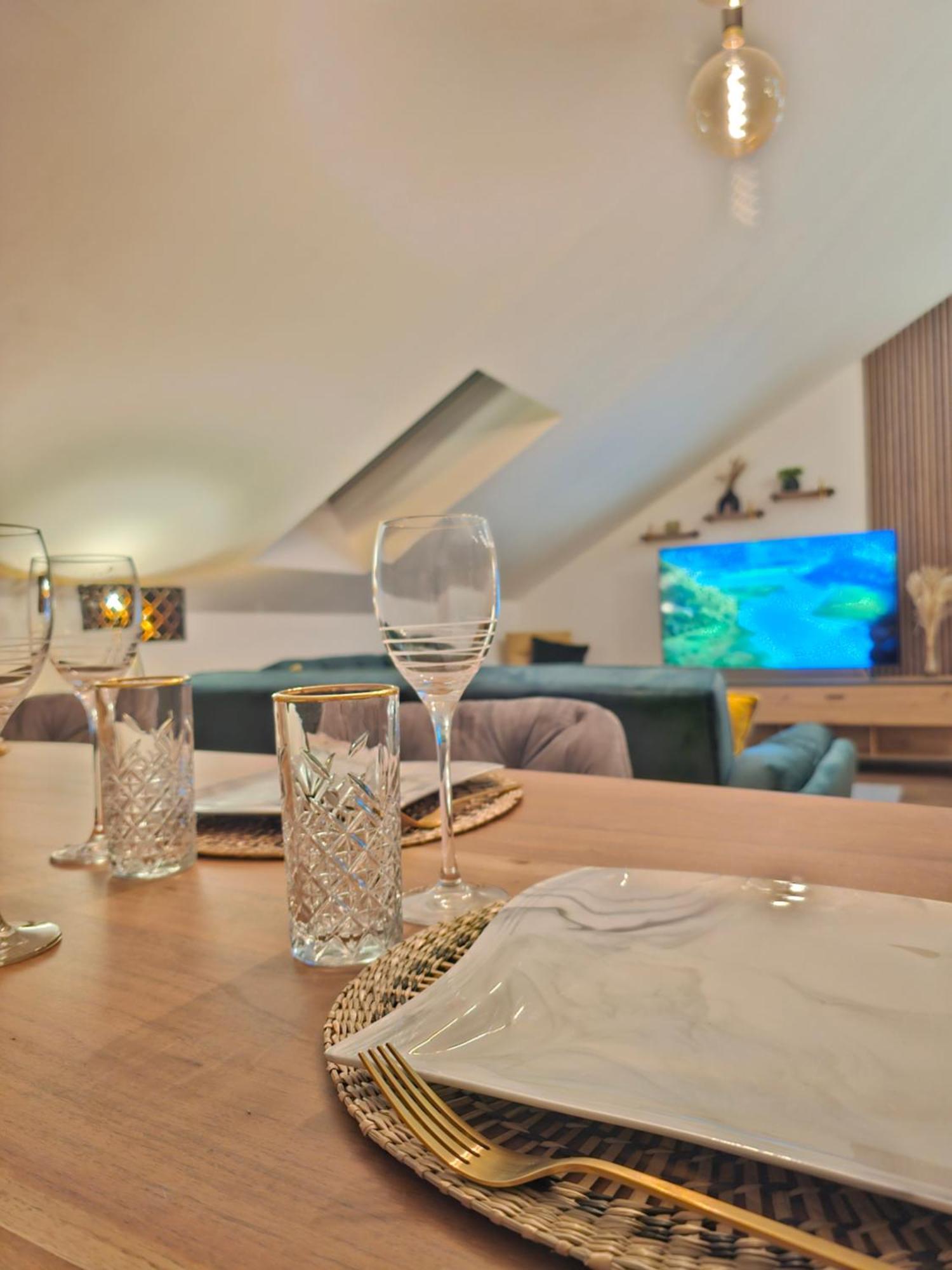 Design-Penthouse I 90Qm I Europapark 20 Min I Boxspring I Nespresso I Parking Leilighet Lahr  Eksteriør bilde